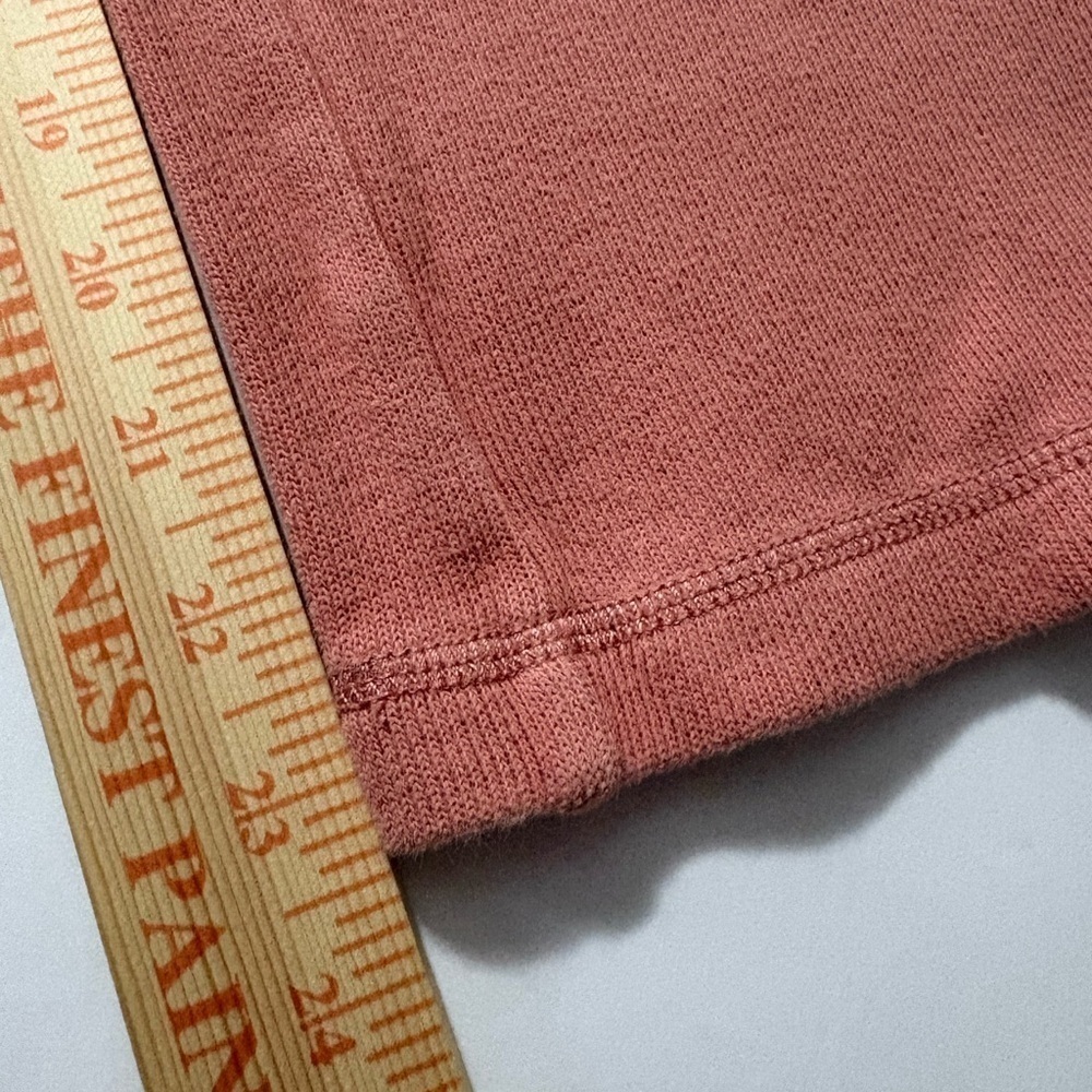 Tommy Bahama Athleisure Ribbed 100% Cotton Coral Knit 1/4 Top and Cropped Pants. - Picture 7 of 16
